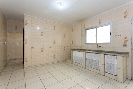 Casa à venda com 132m², 3 quartos e 2 vagas Casa à venda com 132m², 3 quartos e 2 vagasCozinha