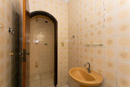 Casa à venda com 132m², 3 quartos e 2 vagas Casa à venda com 132m², 3 quartos e 2 vagasBanheiro 2