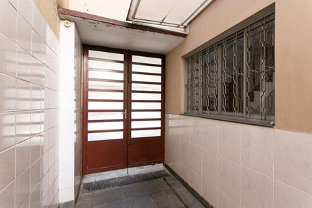 Casa à venda com 132m², 3 quartos e 2 vagas Casa à venda com 132m², 3 quartos e 2 vagasCorredor