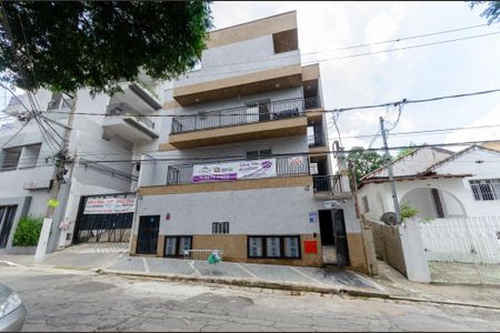 Apartamento à venda com 42m², 2 quartos e sem vaga Apartamento à venda com 42m², 2 quartos e sem vagaFachada e placa