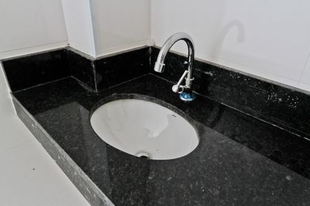 Apartamento à venda com 42m², 2 quartos e sem vaga Apartamento à venda com 42m², 2 quartos e sem vagaBanheiro