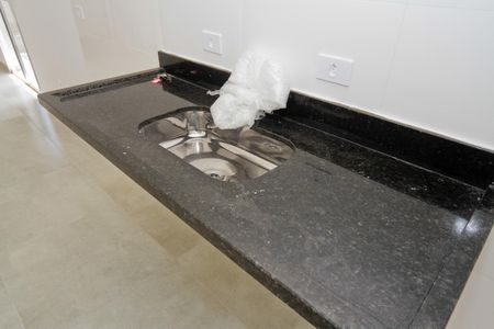 Apartamento à venda com 42m², 2 quartos e sem vaga Apartamento à venda com 42m², 2 quartos e sem vagaCozinha