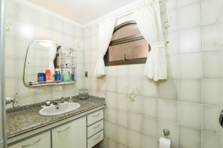 Apartamento à venda com 206m², 4 quartos e 4 vagasBanheiro Social
