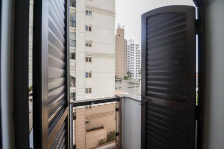 Apartamento à venda com 206m², 4 quartos e 4 vagasVaranda da Suíte 2