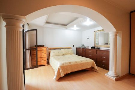 Apartamento à venda com 206m², 4 quartos e 4 vagasSuíte 2