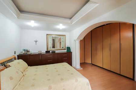 Apartamento à venda com 206m², 4 quartos e 4 vagasSuíte 2