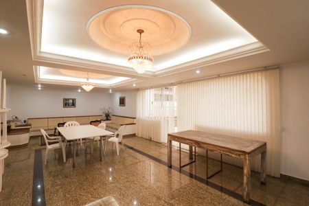 Apartamento à venda com 206m², 4 quartos e 4 vagasSalão de Festas