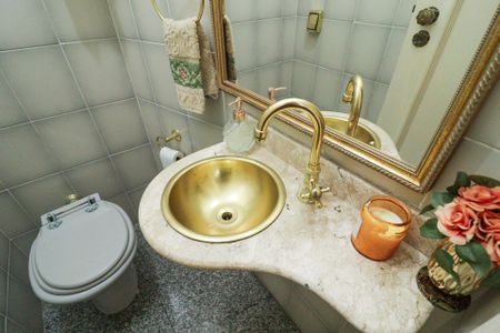 Apartamento à venda com 206m², 4 quartos e 4 vagasLavabo