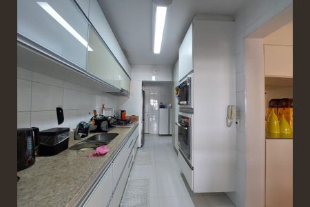 Apartamento para alugar com 135m², 3 quartos e 2 vagasCozinha