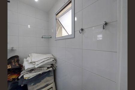 Apartamento para alugar com 135m², 3 quartos e 2 vagasBanheiro na Área de Serviço