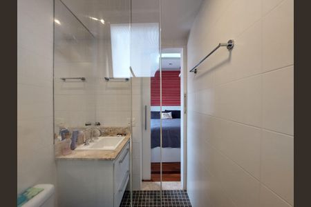 Apartamento para alugar com 135m², 3 quartos e 2 vagasBanheiro Suíte 2