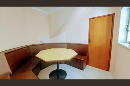 Casa à venda com 300m², 4 quartos e 5 vagas Casa à venda com 300m², 4 quartos e 5 vagasFoto 23