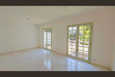 Casa à venda com 300m², 4 quartos e 5 vagas Casa à venda com 300m², 4 quartos e 5 vagasFoto 06