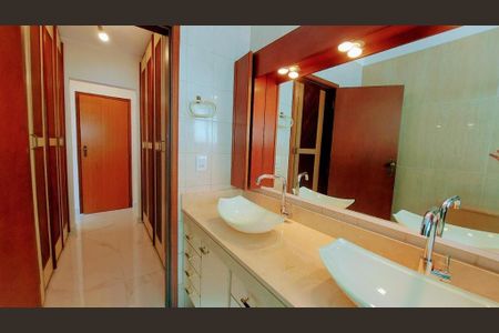 Casa à venda com 300m², 4 quartos e 5 vagas Casa à venda com 300m², 4 quartos e 5 vagasFoto 50