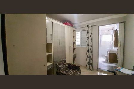 Casa à venda com 130m², 3 quartos e 2 vagasCloset da suíte