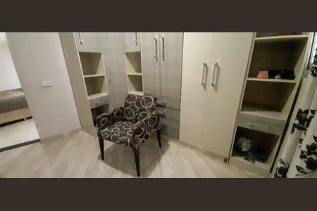 Casa à venda com 130m², 3 quartos e 2 vagasCloset da suíte