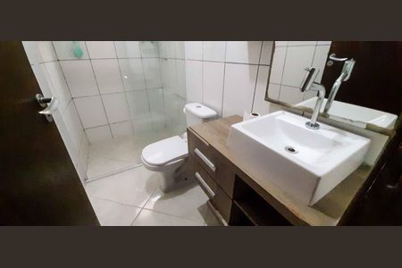 Casa à venda com 130m², 3 quartos e 2 vagasBanheiro Social