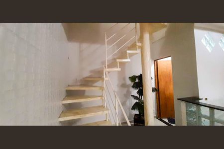 Casa à venda com 130m², 3 quartos e 2 vagasAcesso aos Quartos