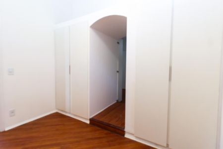 Casa para alugar com 650m², 4 quartos e 2 vagas Casa para alugar com 650m², 4 quartos e 2 vagasQuarto 2