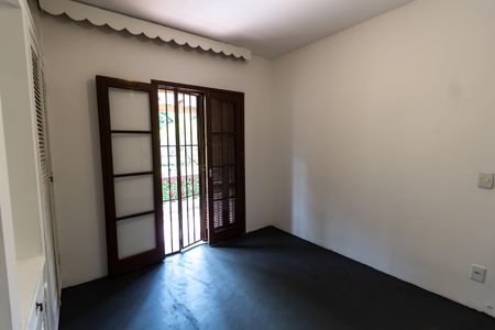 Casa para alugar com 650m², 4 quartos e 2 vagas Casa para alugar com 650m², 4 quartos e 2 vagasQuarto 3