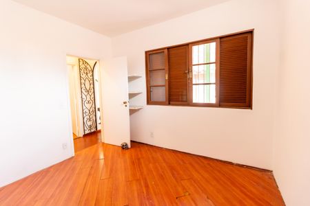 Casa para alugar com 650m², 4 quartos e 2 vagas Casa para alugar com 650m², 4 quartos e 2 vagasQuarto 1