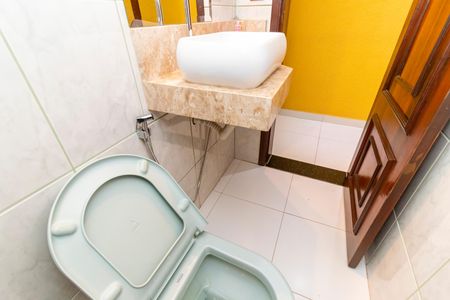 Casa à venda com 252m², 3 quartos e 2 vagasLavabo