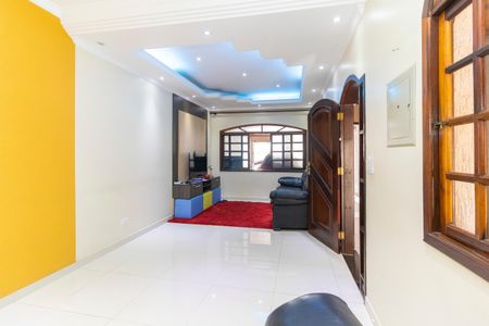 Casa à venda com 252m², 3 quartos e 2 vagasSala