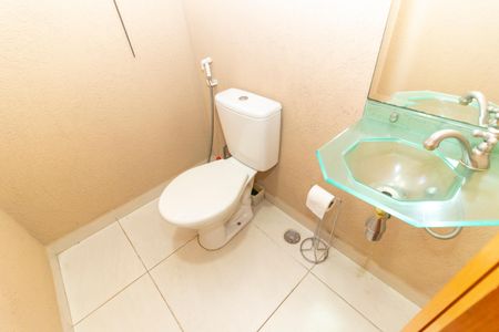 Casa à venda com 252m², 3 quartos e 2 vagasBanheiro do Salão de Festas