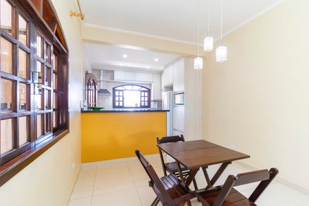 Casa à venda com 252m², 3 quartos e 2 vagasCopa