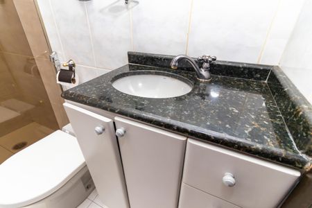 Casa à venda com 252m², 3 quartos e 2 vagasBanheiro Social