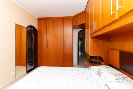 Casa à venda com 252m², 3 quartos e 2 vagasQuarto 1 - Suíte