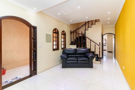 Casa à venda com 252m², 3 quartos e 2 vagasSala