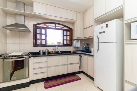 Casa à venda com 252m², 3 quartos e 2 vagasCozinha