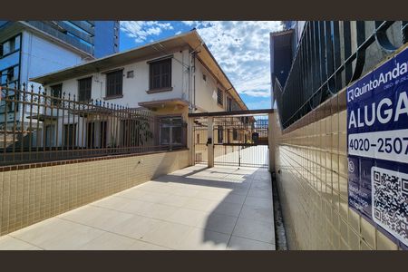 Apartamento para alugar com 75m², 1 quarto e 1 vaga Apartamento para alugar com 75m², 1 quarto e 1 vagaFachada