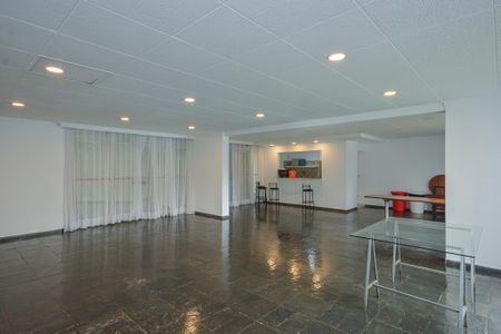 Apartamento à venda com 67m², 2 quartos e 1 vaga Apartamento à venda com 67m², 2 quartos e 1 vagaÁrea comum - Salão de festas