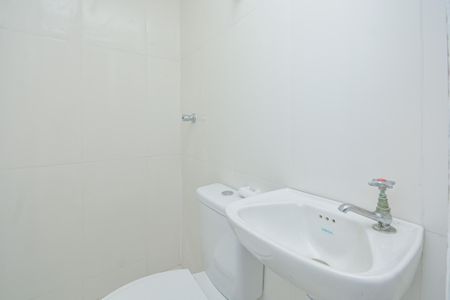 Apartamento à venda com 67m², 2 quartos e 1 vaga Apartamento à venda com 67m², 2 quartos e 1 vagaBanheiro de serviço