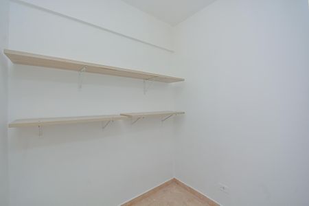 Apartamento à venda com 67m², 2 quartos e 1 vaga Apartamento à venda com 67m², 2 quartos e 1 vagaDespensa