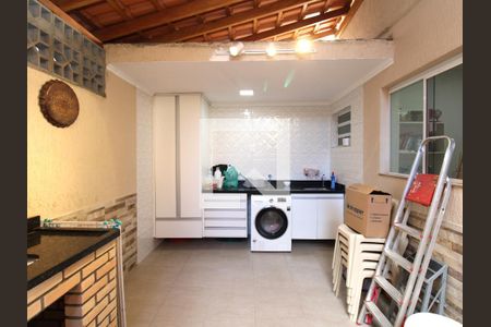 Casa à venda com 141m², 3 quartos e 2 vagasÁrea de Serviço