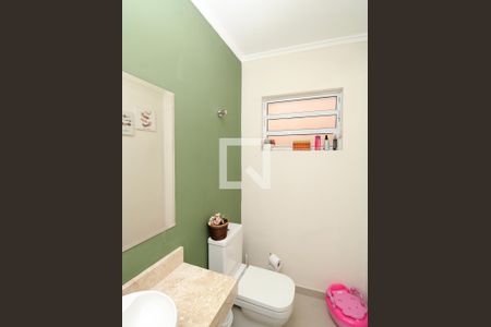 Casa à venda com 141m², 3 quartos e 2 vagasLavabo