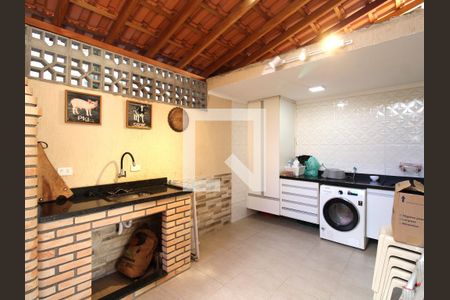 Casa à venda com 141m², 3 quartos e 2 vagasÁrea de Serviço