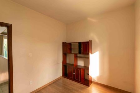 Apartamento para alugar com 180m², 4 quartos e 4 vagas Apartamento para alugar com 180m², 4 quartos e 4 vagasQuarto 4