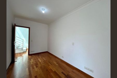 Casa à venda com 230m², 4 quartos e 4 vagas Casa à venda com 230m², 4 quartos e 4 vagasQuarto 3