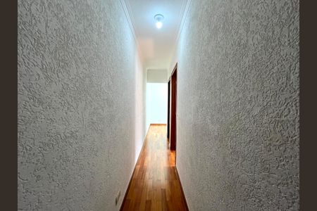 Casa à venda com 230m², 4 quartos e 4 vagas Casa à venda com 230m², 4 quartos e 4 vagasCorredor