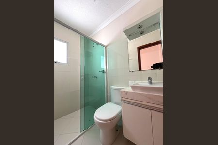 Casa à venda com 230m², 4 quartos e 4 vagas Casa à venda com 230m², 4 quartos e 4 vagasBanheiro da Suíte 2