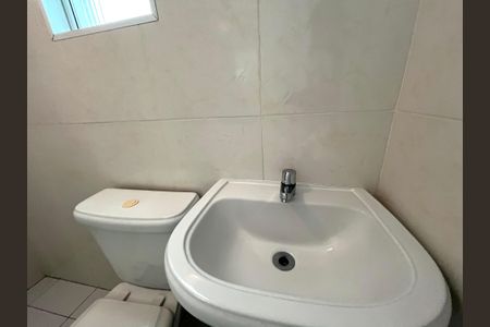 Casa à venda com 230m², 4 quartos e 4 vagas Casa à venda com 230m², 4 quartos e 4 vagasBanheiro do Escritório