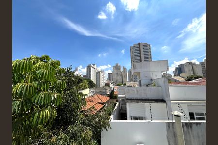 Casa à venda com 230m², 4 quartos e 4 vagas Casa à venda com 230m², 4 quartos e 4 vagasVista do Terraço