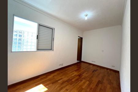 Casa à venda com 230m², 4 quartos e 4 vagas Casa à venda com 230m², 4 quartos e 4 vagasSuite 2