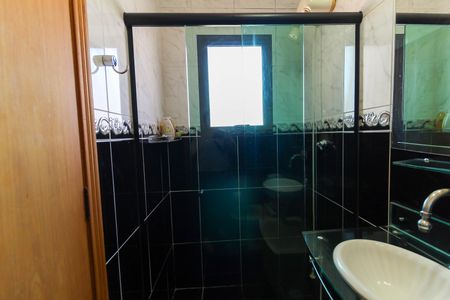 Casa à venda com 308m², 4 quartos e 4 vagas Casa à venda com 308m², 4 quartos e 4 vagasBanheiro Suíte 2