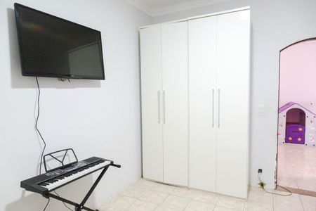 Casa à venda com 162m², 4 quartos e 2 vagasQuarto 2