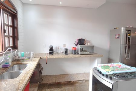 Casa à venda com 162m², 4 quartos e 2 vagasCozinha